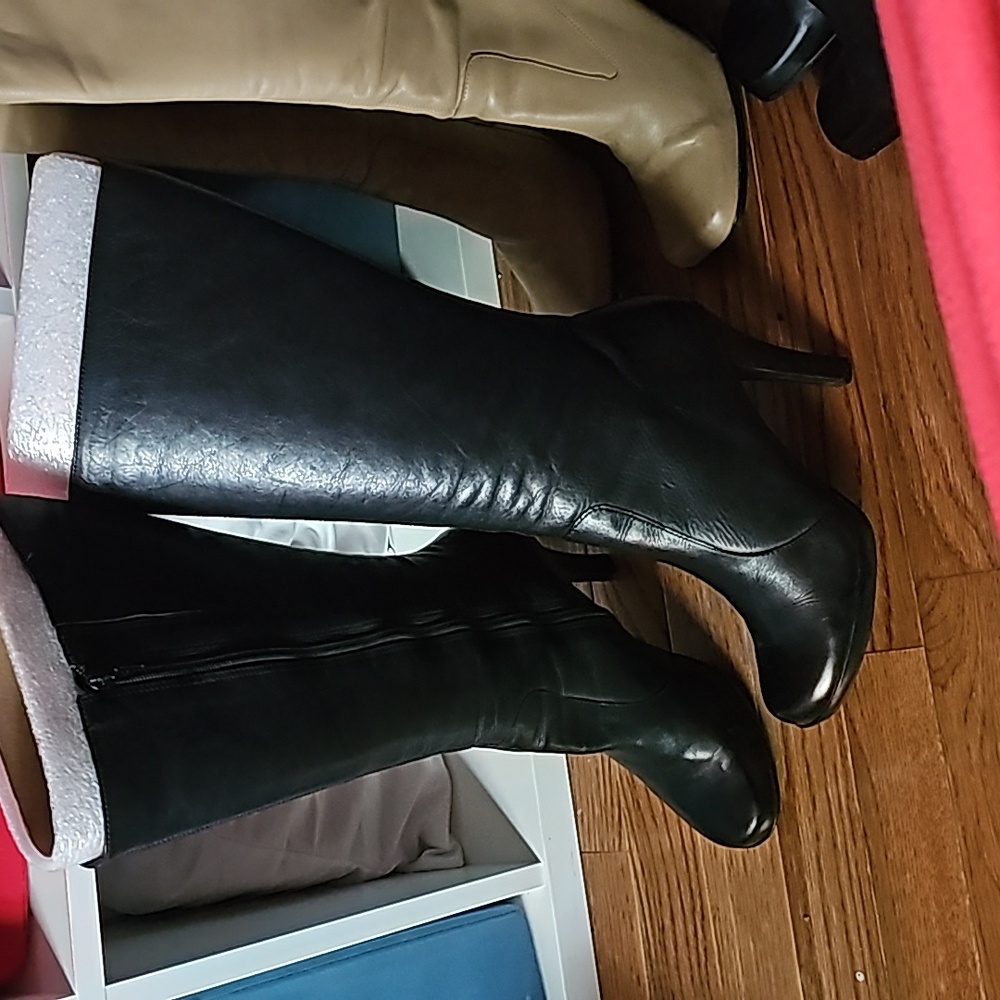 Leather heel boots
